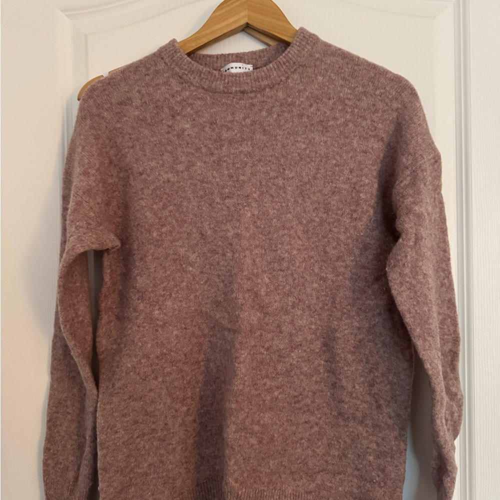 Women's Sweater in Soft Pink